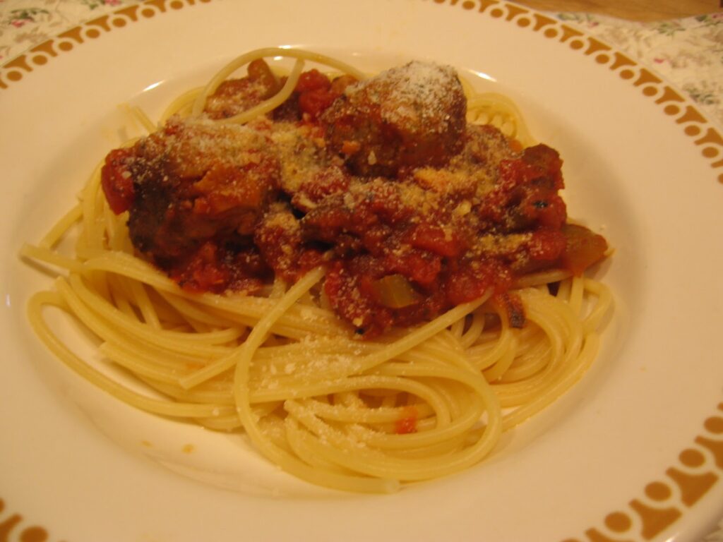Spaghetti With TVP Chicken Meatballs