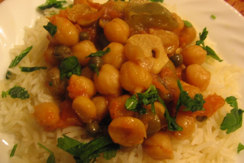 Spanish Garbanzos with Chorizo